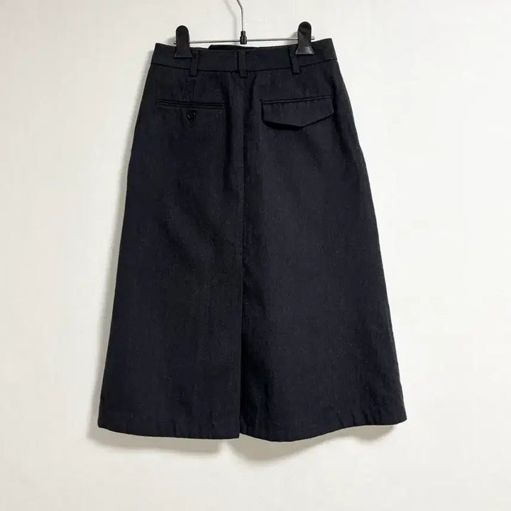 [BUNJANG] Margaret Howell Charcoal Wool Blend A-Line Skirt / 마가렛호웰 차콜 스커트