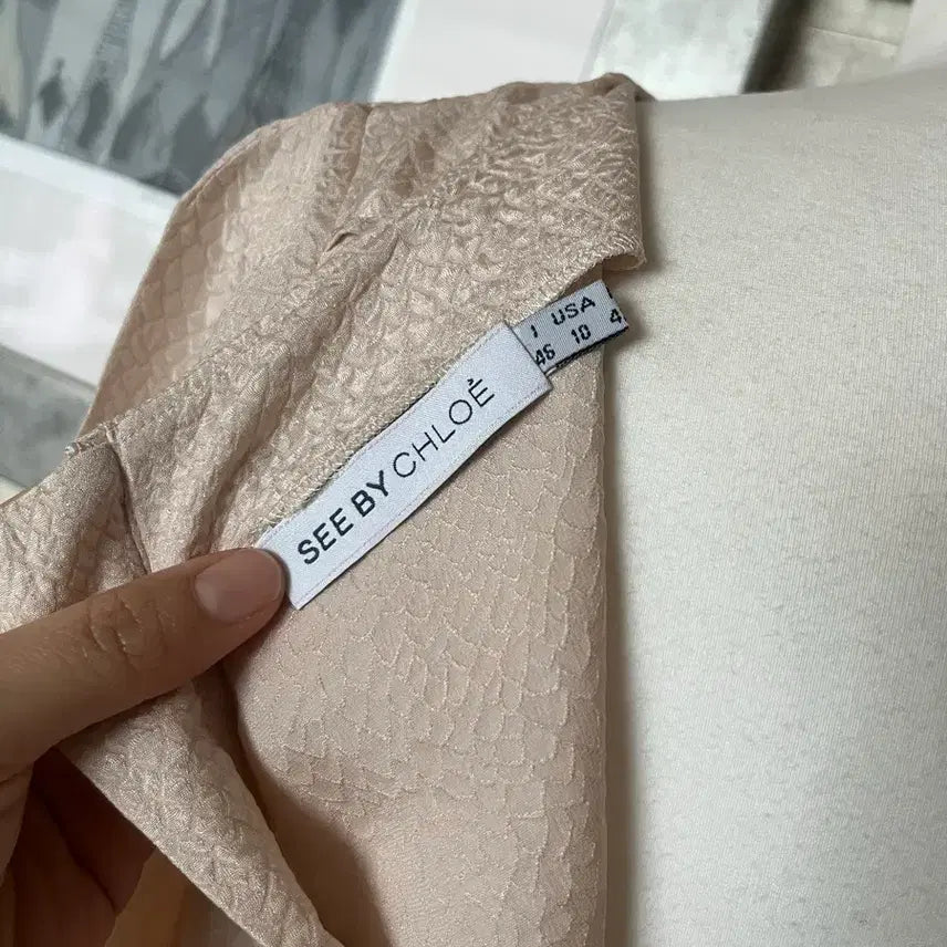 [BUNJANG] See By Chloé Silk Blouse / 씨바이끌로에 실크브라우스