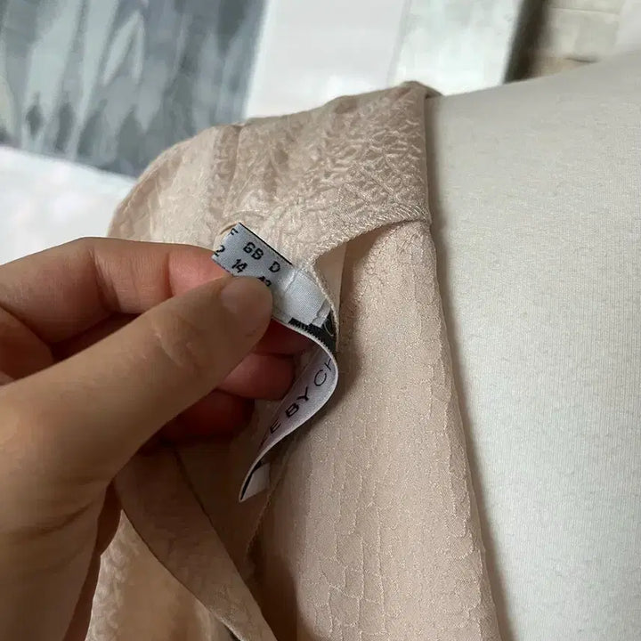 [BUNJANG] See By Chloé Silk Blouse / 씨바이끌로에 실크브라우스
