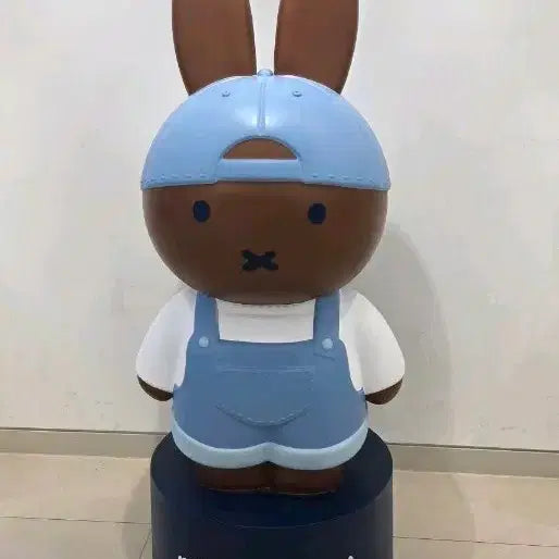 [SOLD OUT] 박지훈 미피인형 키링 서울 미피스토어 데님 미피 멜라니 인형 키링