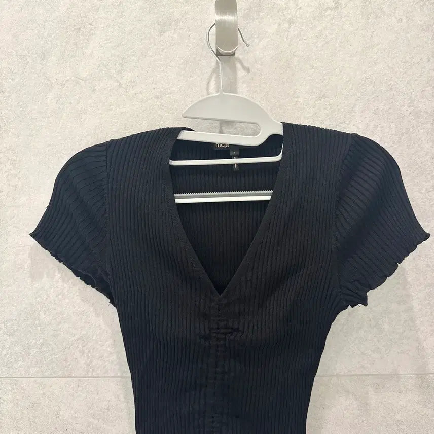 [BUNJANG] Maje Black String Top / 마쥬 Maje 블랙 스트링 탑