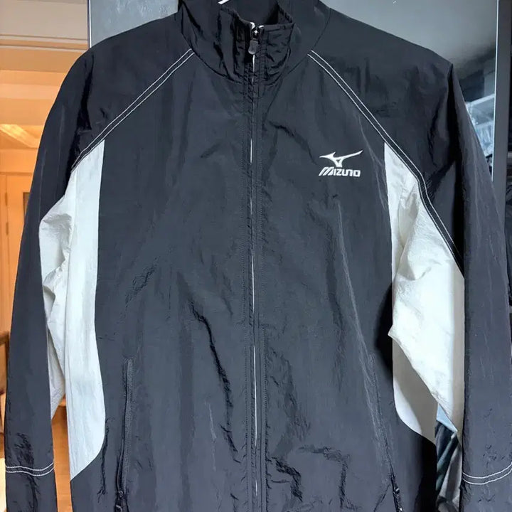 [BUNJANG] Mizuno Windbreaker Jacket / 미즈노 바람막이