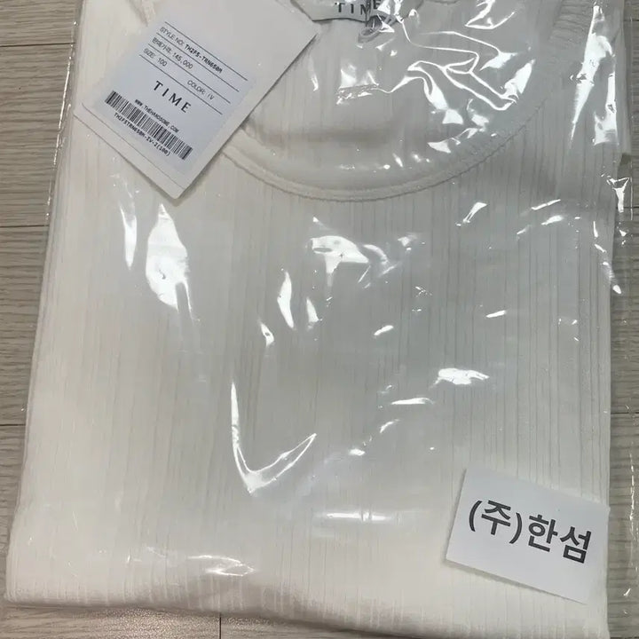 [SOLD OUT] 타임옴므 슬리브리스 탑(25SS) 미개봉