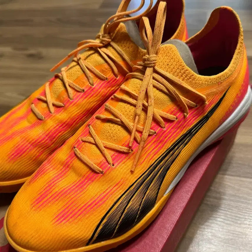 [BUNJANG] Puma Ultra Ultimate Cage 275 Futsal Shoes / 퓨마 울트라 얼티메이트 케이지 275