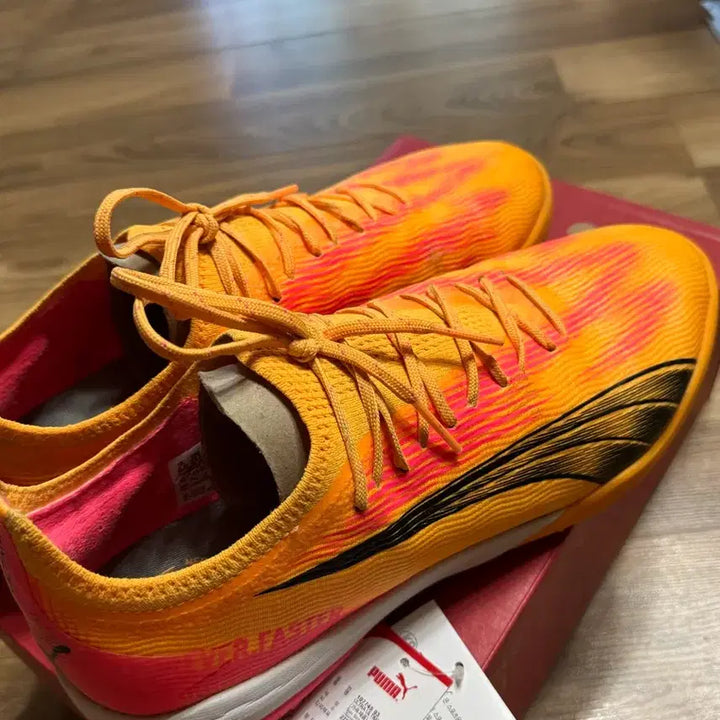 [BUNJANG] Puma Ultra Ultimate Cage 275 Futsal Shoes / 퓨마 울트라 얼티메이트 케이지 275