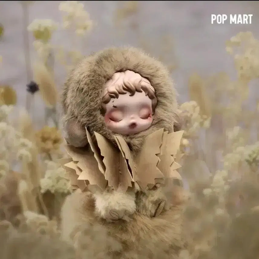 [BUNJANG] Pop Mart Skullpanda Light Garden Series Teakwood Figure Keychain / 팝마트 스컬판다 빛의 정원 시리즈 인형 키링 티크우드
