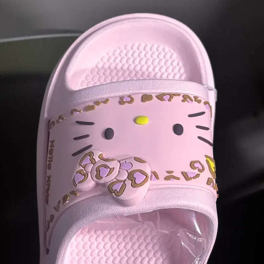 [BUNJANG] Hello Kitty Pink Slippers / 헬로키티 핑크 통굽 슬리퍼 /새상품 / 산리오 키티 슬리퍼