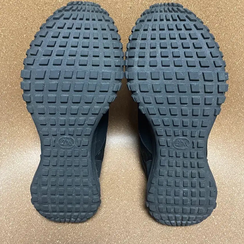 [BUNJANG] Comfy Outdoor Garment Approach 02 Mesh Sneakers / 콤피 아웃도어 가먼츠 어프로치02 메쉬 / 블랙