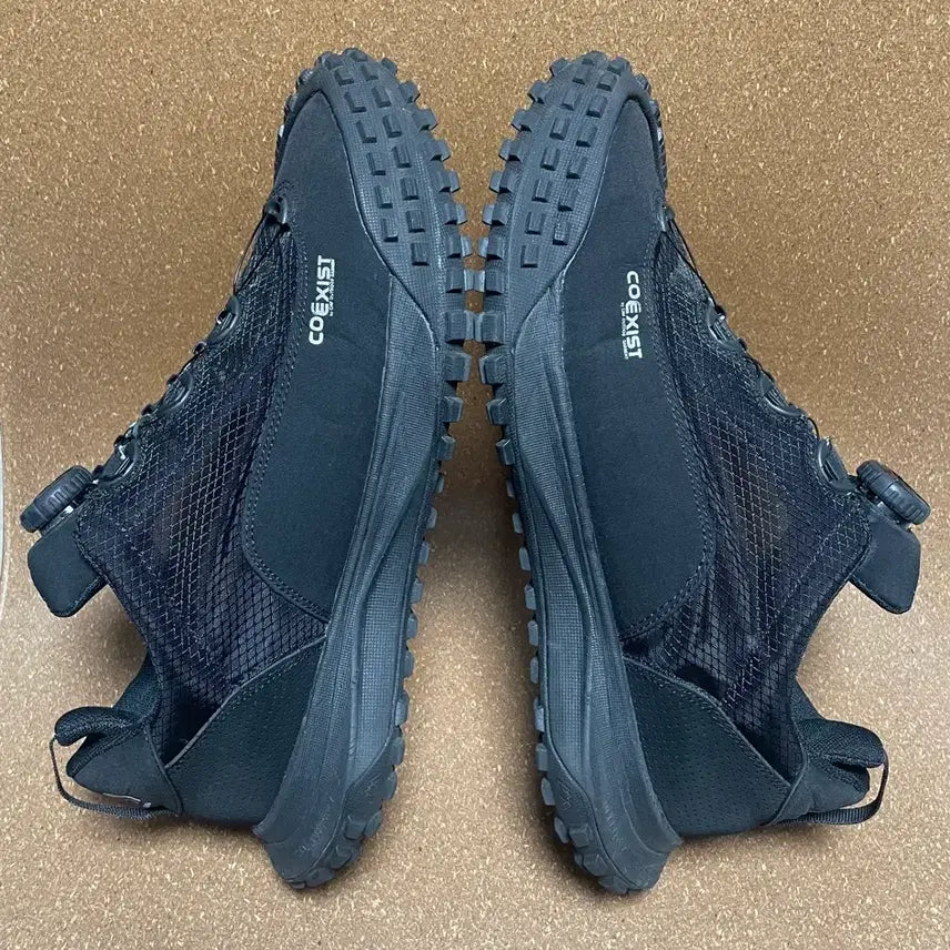 [BUNJANG] Comfy Outdoor Garment Approach 02 Mesh Sneakers / 콤피 아웃도어 가먼츠 어프로치02 메쉬 / 블랙