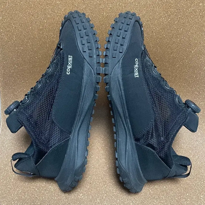 [BUNJANG] Comfy Outdoor Garment Approach 02 Mesh Sneakers / 콤피 아웃도어 가먼츠 어프로치02 메쉬 / 블랙
