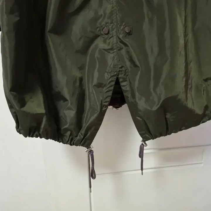[BUNJANG] Moncler Khaki Wet Hooded Long Jacket (Women&