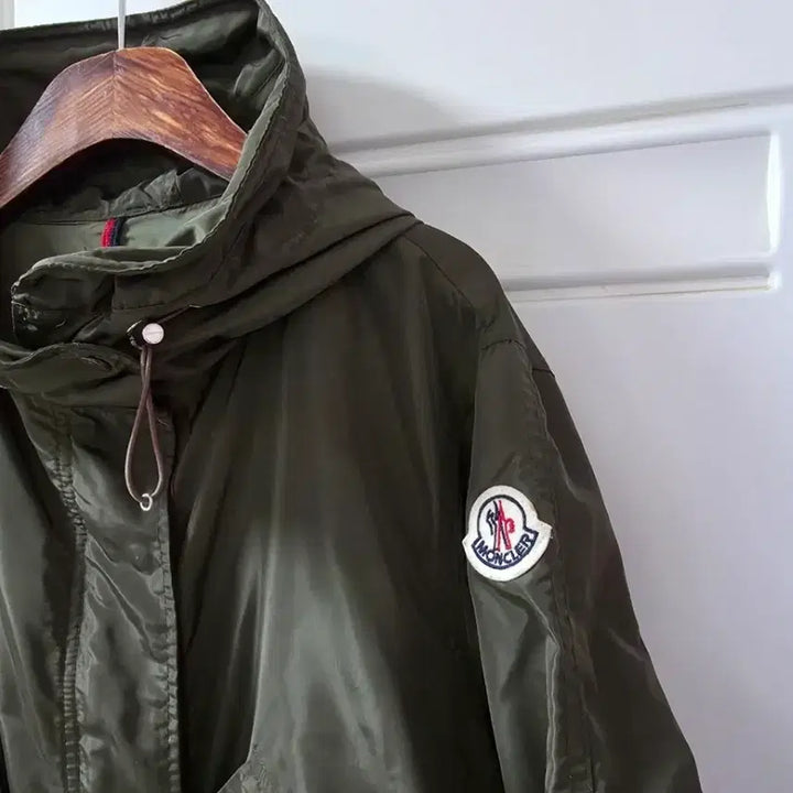 [BUNJANG] Moncler Khaki Wet Hooded Long Jacket (Women&