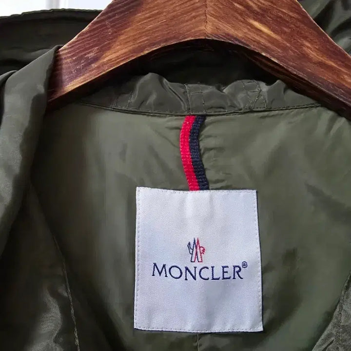 [BUNJANG] Moncler Khaki Wet Hooded Long Jacket (Women&