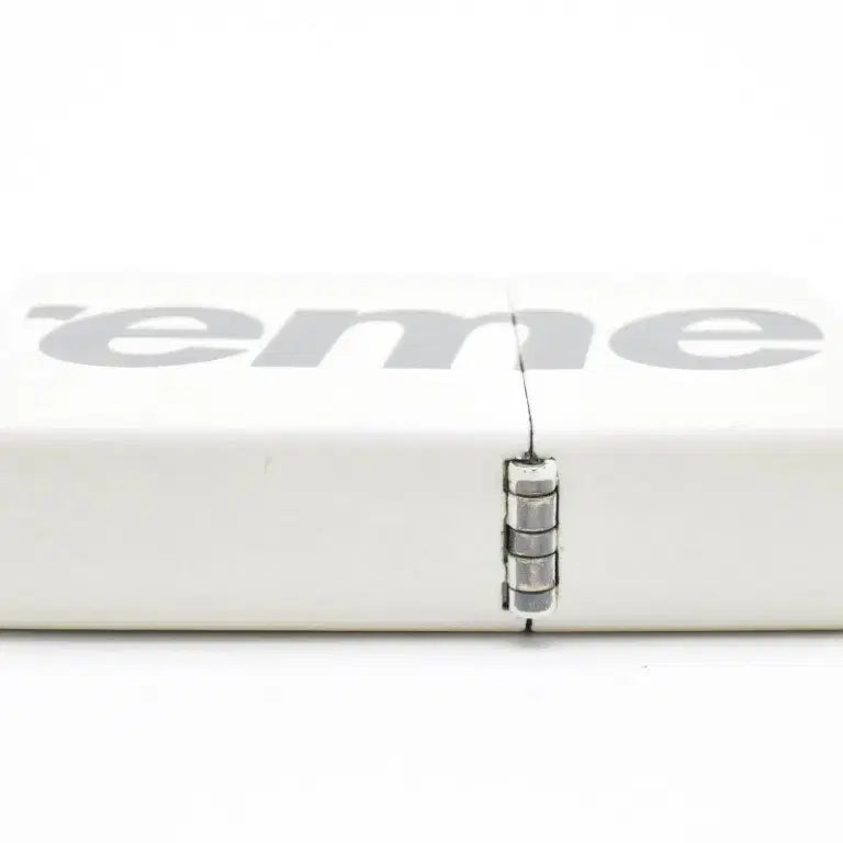 [BUNJANG] Supreme Zippo Lighter Used Item / 슈프림 지포 라이터 Supreme ZIPPO 사용감 있는 중고제품 팝니다