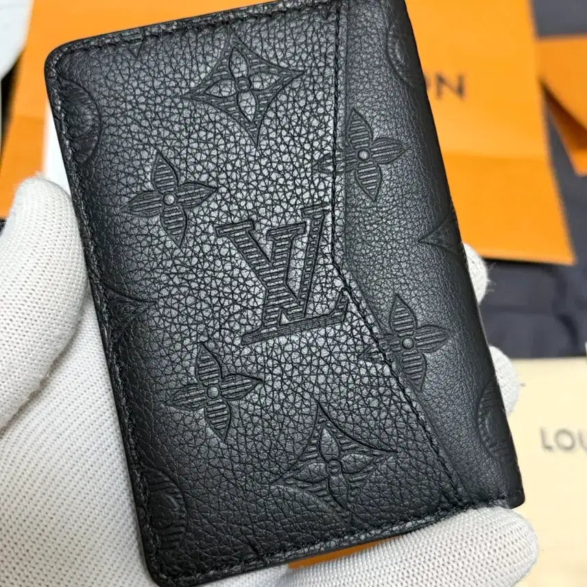 [SOLD OUT] 26.02구매,4회사용 루이비통 모노그램 쉐도우오거나이저,카드지갑