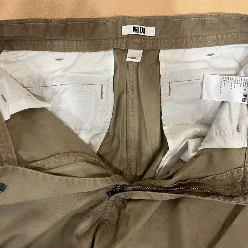 [BUNJANG] Uniqlo U Wide Fit Chino Pants (24SS) / 유니클로u 와이드핏치노팬츠(24ss)