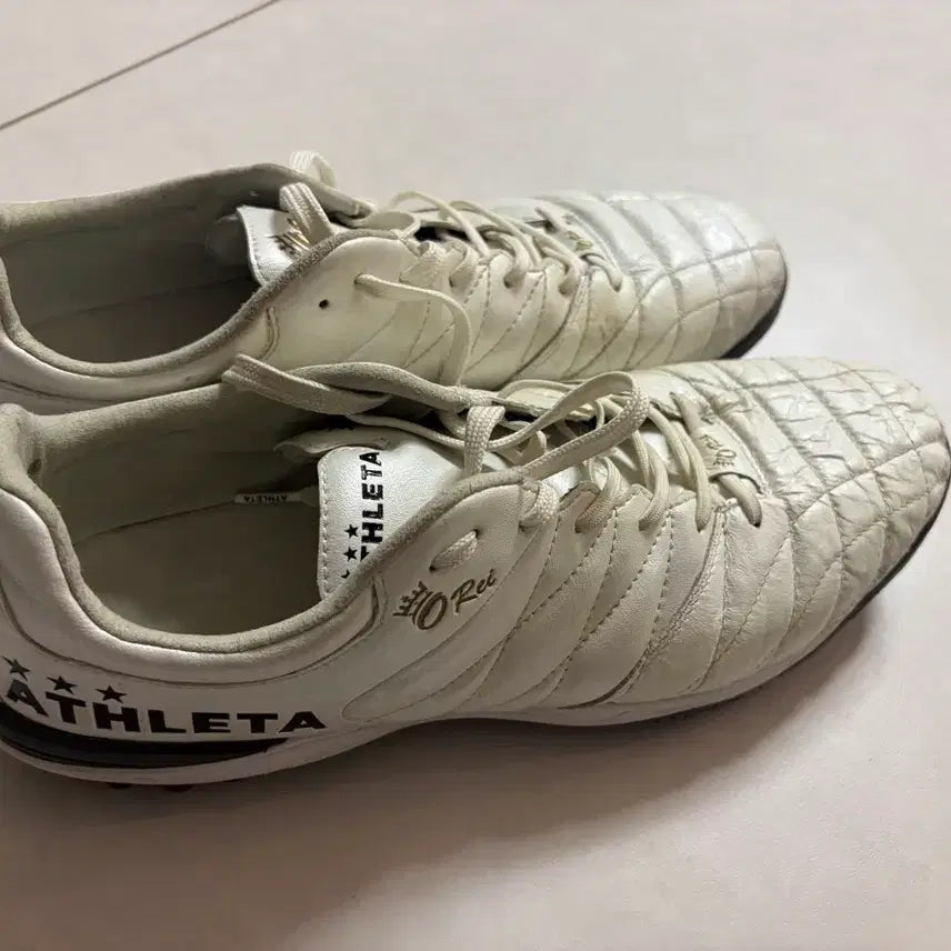 [BUNJANG] Athleta A005 Leather Cleats / 아슬레타 a005 280
