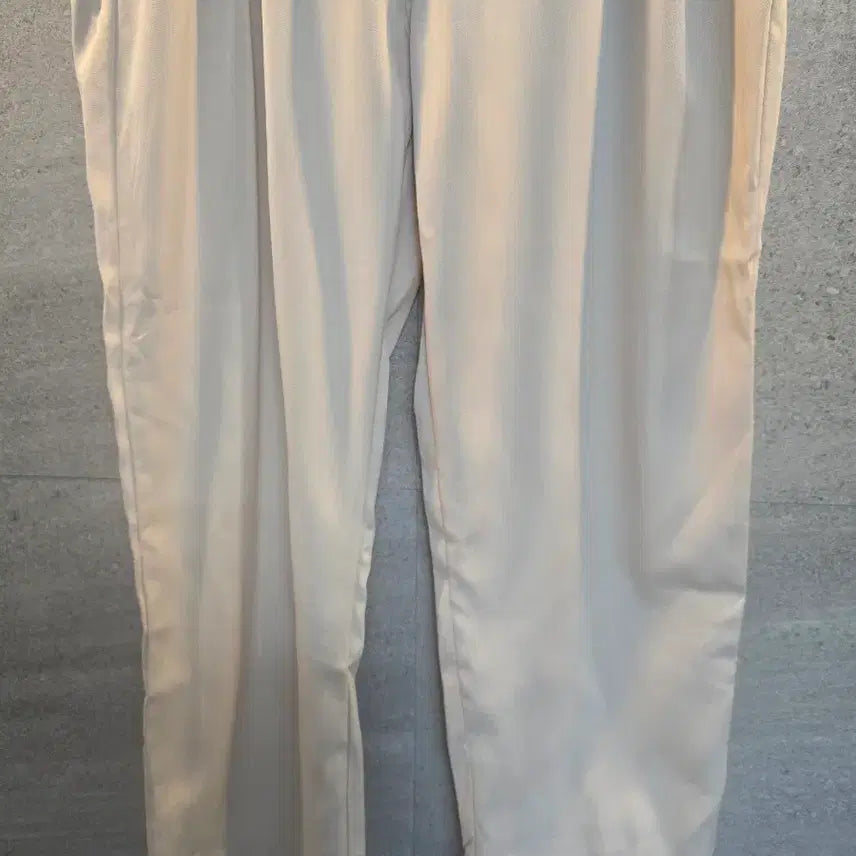 [BUNJANG] Andew Black Henley Shirt and Pants Set / 블랙 헨리넥셔츠와 팬츠.