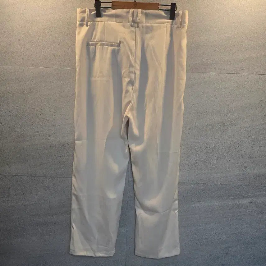 [BUNJANG] Andew Black Henley Shirt and Pants Set / 블랙 헨리넥셔츠와 팬츠.