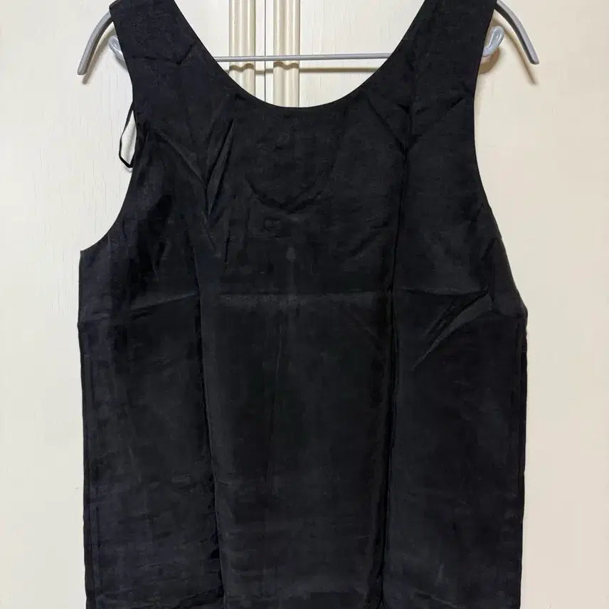 [SOLD OUT] 새상품)코스 나시탑 36사이즈 리오셀소재(비스코스+리오셀)