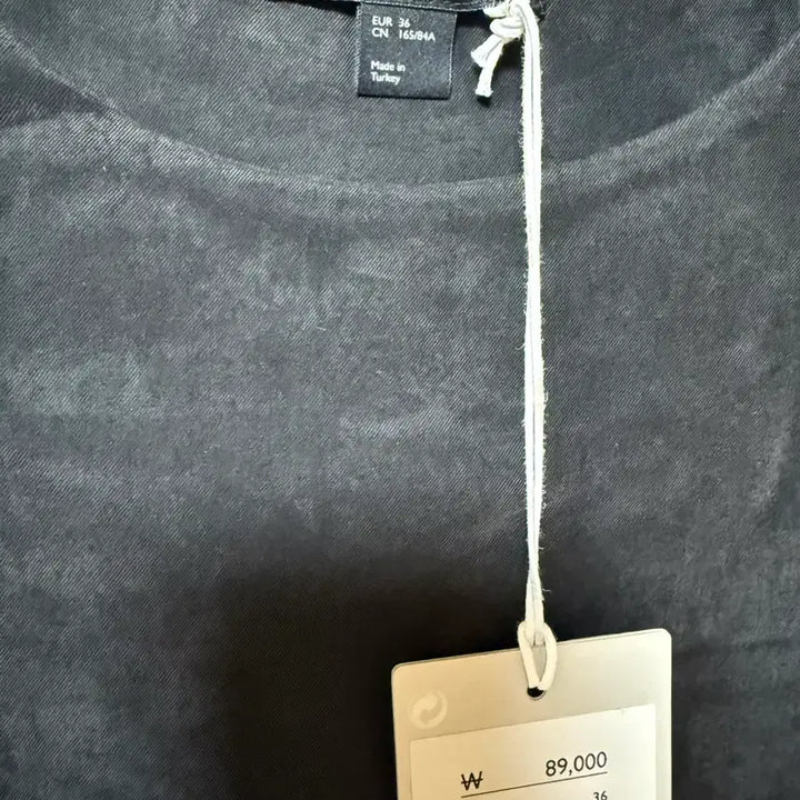[SOLD OUT] 새상품)코스 나시탑 36사이즈 리오셀소재(비스코스+리오셀)