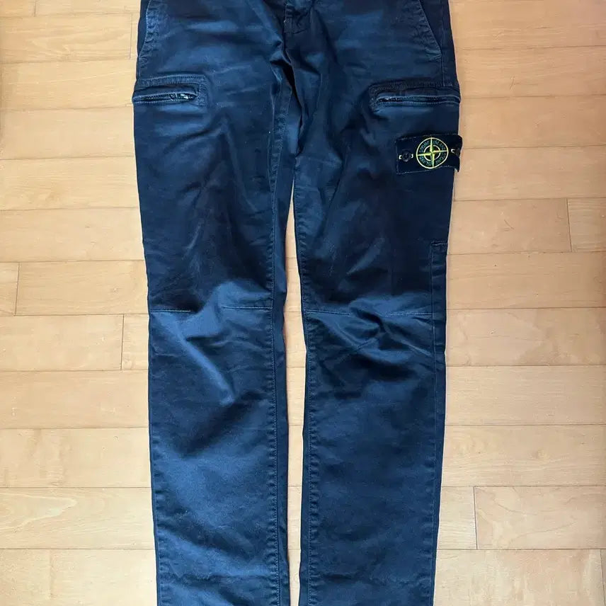 [SOLD OUT] 스톤아일랜드 네이비 카고 팬츠