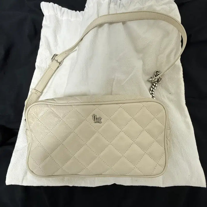 [BUNJANG] Threetimes Quilted Camera Bag Ivory / 쓰리타임즈 카메라백 threetimes Quilted camera bag