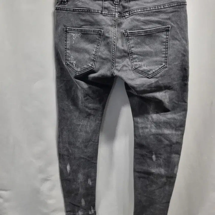 [BUNJANG] Saint Laurent Black Damaged Wash Jeans (Size 30) / 입생로랑 블랙 데미지 워싱 청바지 30
