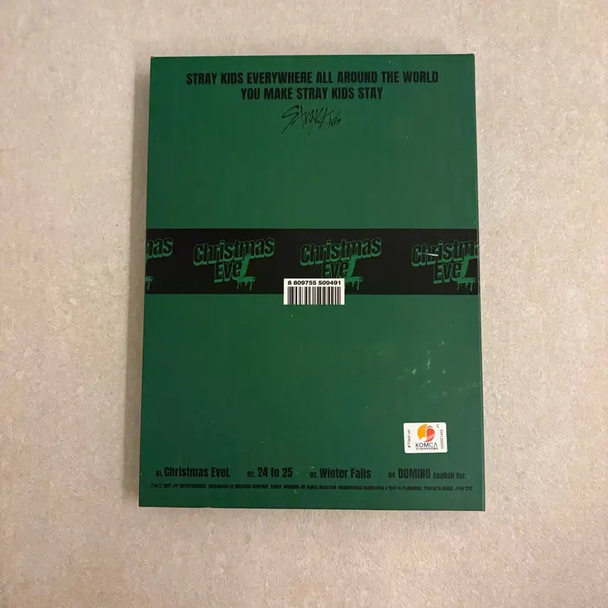 [SOLD OUT] 스트레이키즈 스키즈 크리스마스이블 한정반 앨범 판매합니다