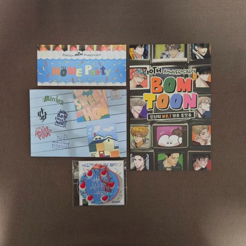 [BUNJANG] BOMTOON Home Party Pop-up Store Special Edition Bundle / 봄툰 홈파티 팝업스토어 입장 특전 캔뱃지 홀더 티켓 도장판 엽서 비엘