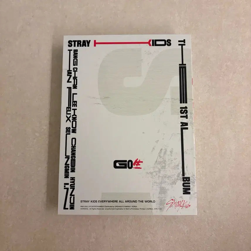 [SOLD OUT] 스트레이키즈 스키즈 고생 앨범 판매합니다