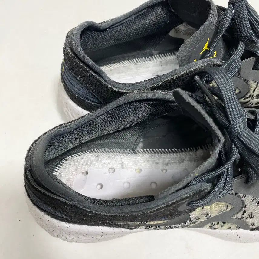 [BUNJANG] Jordan Delta 3 Low Sneakers / 조던 델타3 로우 250