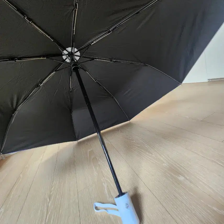 [BUNJANG] Crayon Shin-chan &amp; Hello Kitty Umbrella/Sunshade / 짱구&amp;키티 (양산/우산)