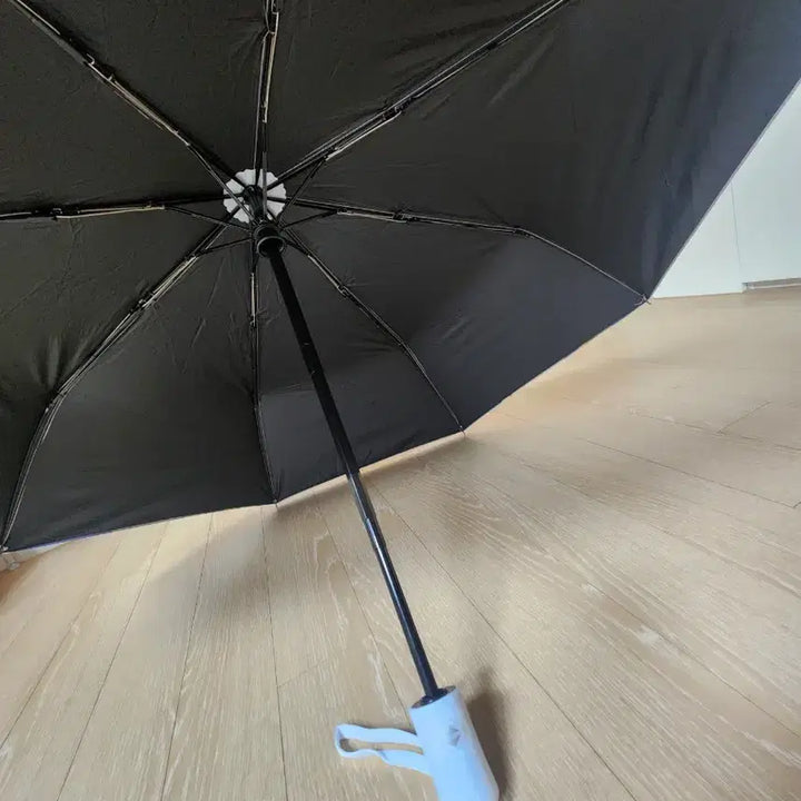 [BUNJANG] Crayon Shin-chan &amp; Hello Kitty Umbrella/Sunshade / 짱구&amp;키티 (양산/우산)