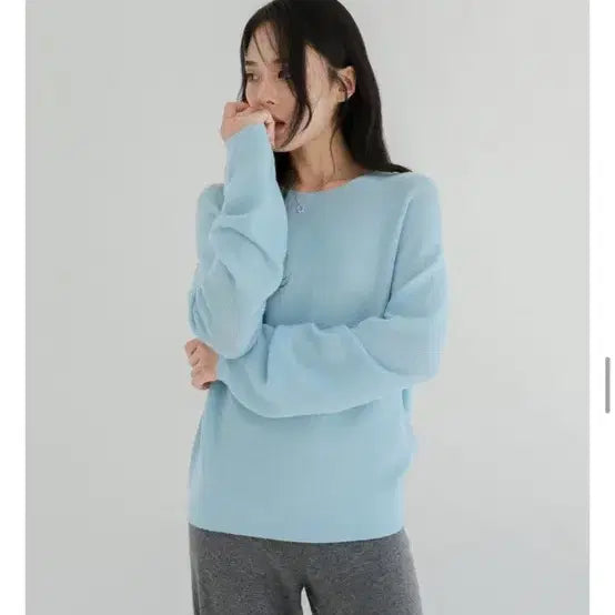 [SOLD OUT] 새상품) 세컨스킨 니트