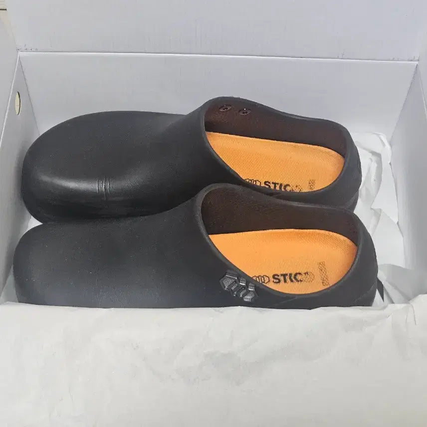 [BUNJANG] Stico NEC6 Surgical Nursing Shoes (250) / 스티코 NEC6 수술실 간호화(250)