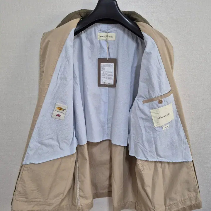 [SOLD OUT] 맨온더분 배색 칼라드 코튼 하프 자켓