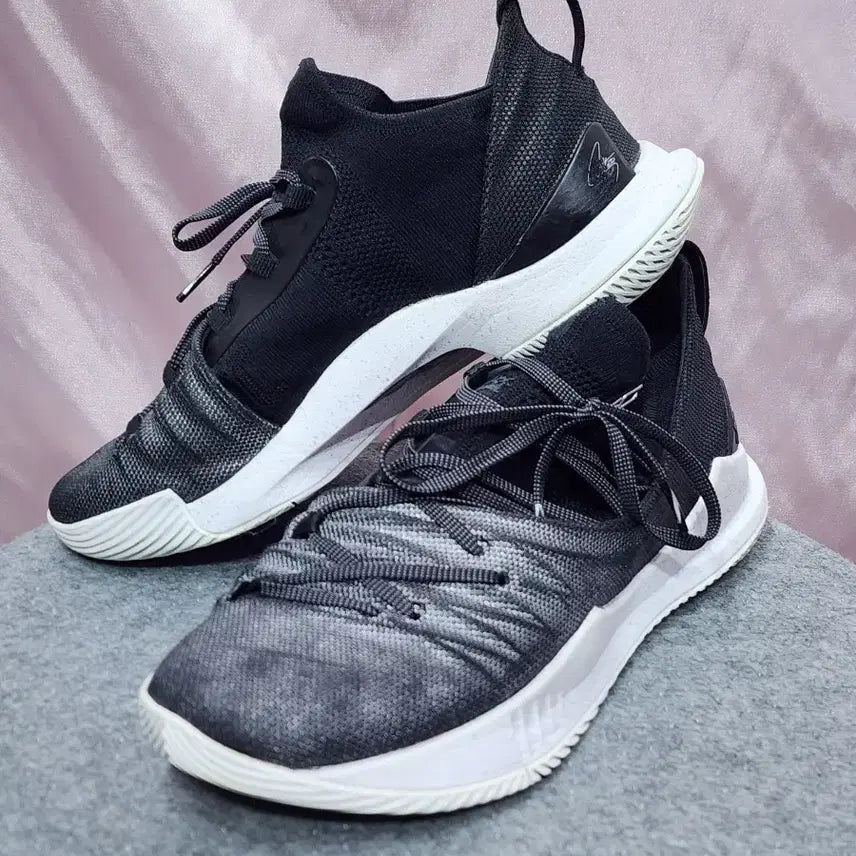 [BUNJANG] Under Armour UA Curry 5 Basketball Shoes 275mm / 언더아머 UA 커리5 농구화 275