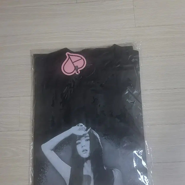 [SOLD OUT] 블랙핑크 티셔츠 블랙 새상품