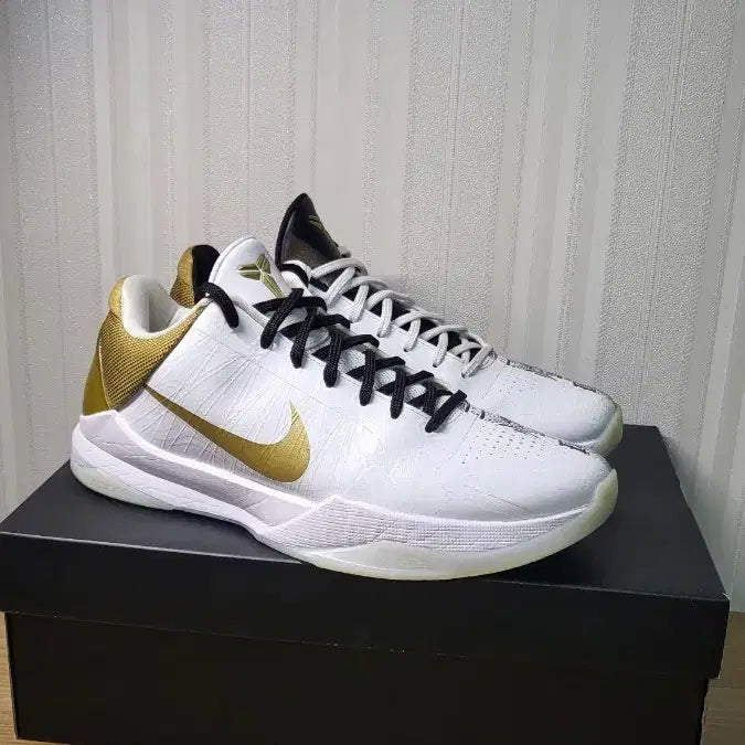 [BUNJANG] Kobe 5 Big Stage Basketball Shoes Size 280 / 코비5 빅스테이지 280사이즈 판매합니다