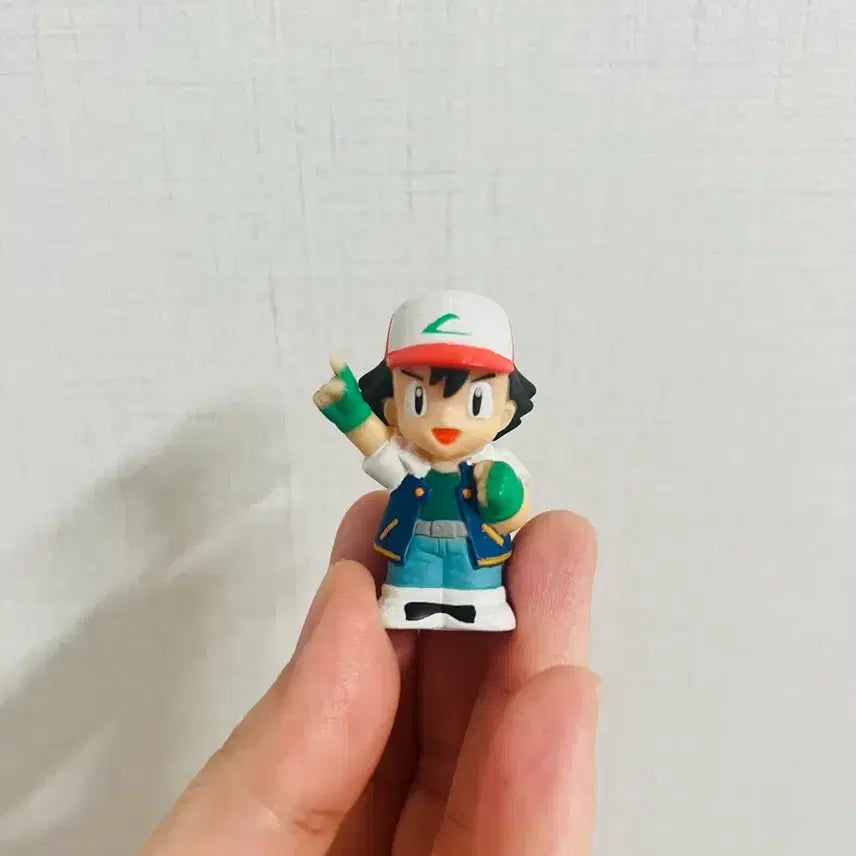[BUNJANG] Vintage Pokemon Ash Ketchum Finger Figure / 희귀 빈티지 포켓몬스터 지우 손가락 피규어 팝니다