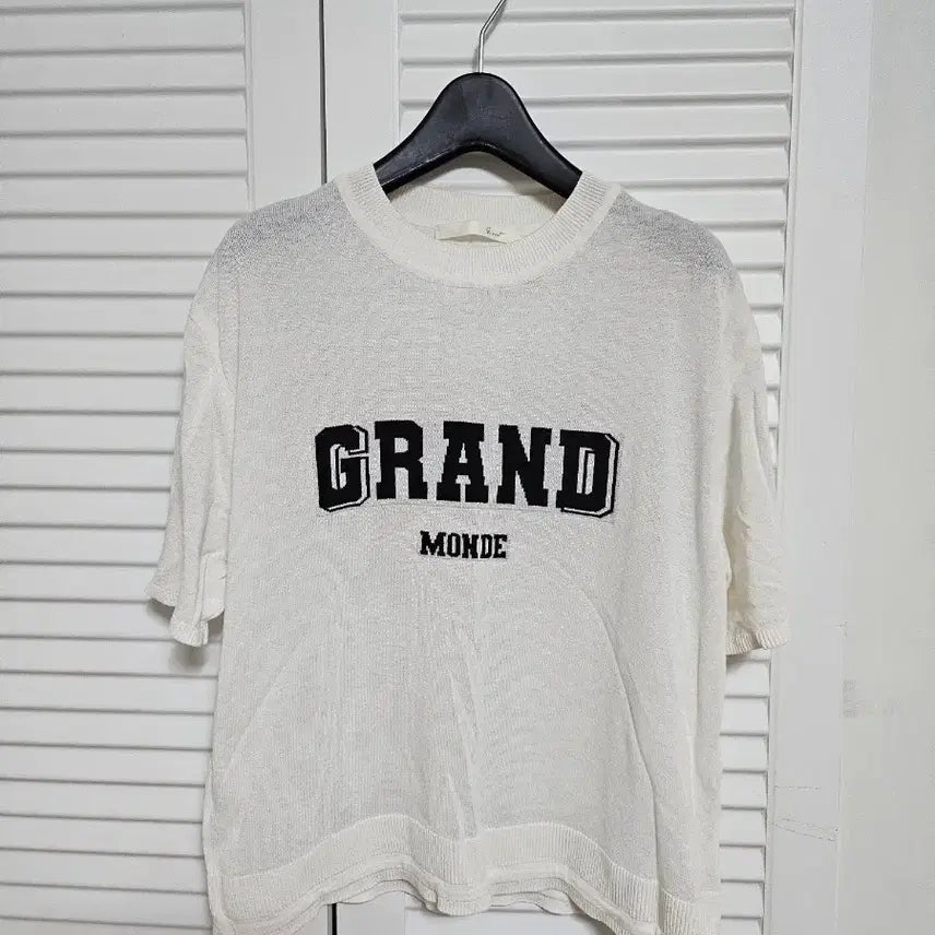 [BUNJANG] G-Cut Drawstring Hem Lettering Knit Top / 지컷 드로스트링 햄 레터링 풀오버 니트-1번입음