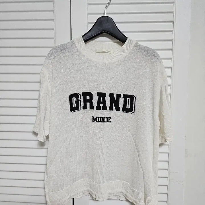 [BUNJANG] G-Cut Drawstring Hem Lettering Knit Top / 지컷 드로스트링 햄 레터링 풀오버 니트-1번입음
