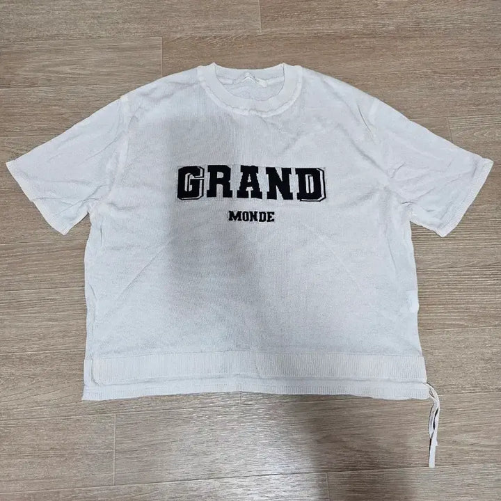 [BUNJANG] G-Cut Drawstring Hem Lettering Knit Top / 지컷 드로스트링 햄 레터링 풀오버 니트-1번입음