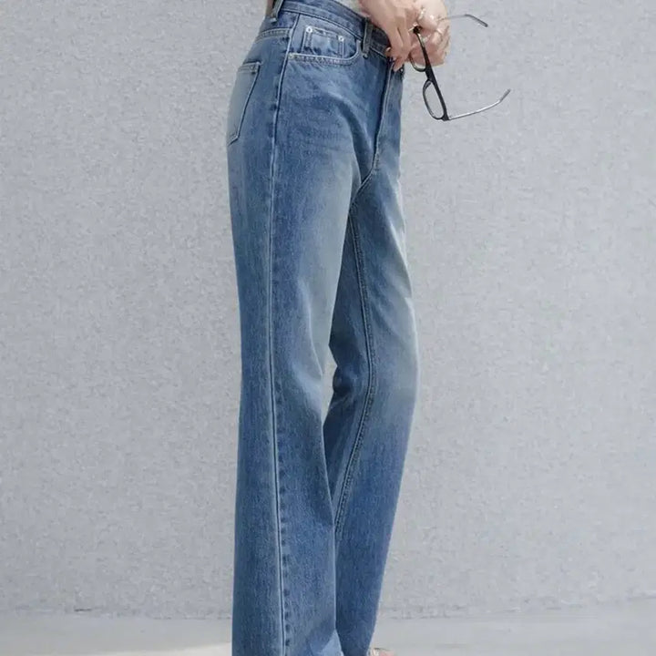 [BUNJANG] Memua Stunning Ringsa Bootcut Denim / 메무아 스터닝 링사 부츠컷 데님(새제품)