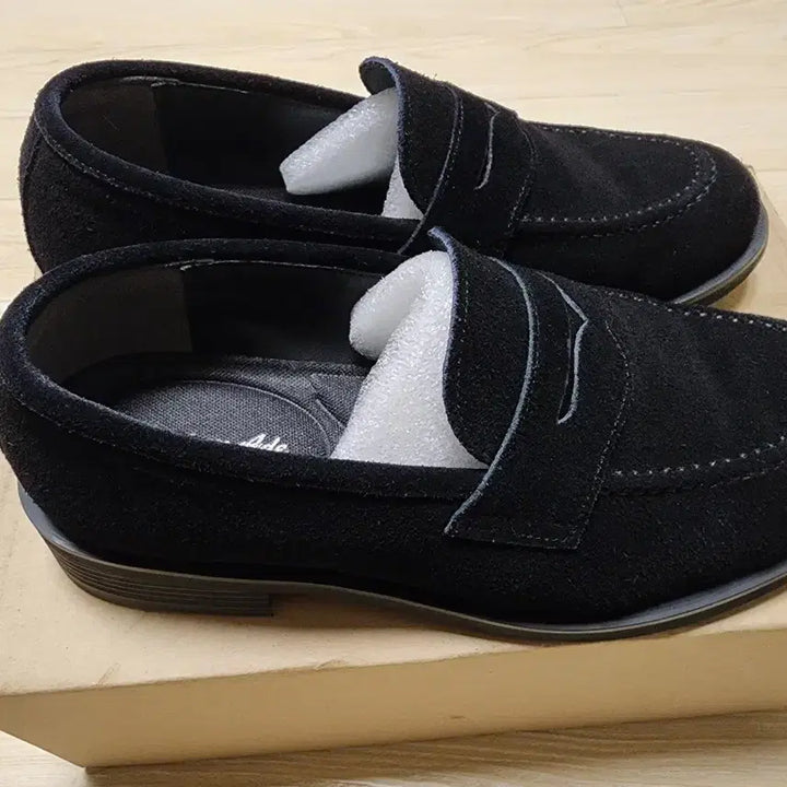 [SOLD OUT] (커스텀에이드) 스웨이드 블랙 페니로퍼 270