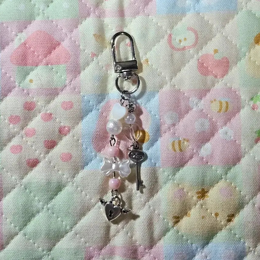 [BUNJANG] Heart Pearl Keyring Set / 진주 하트 키링 / 핸드폰 스트랩