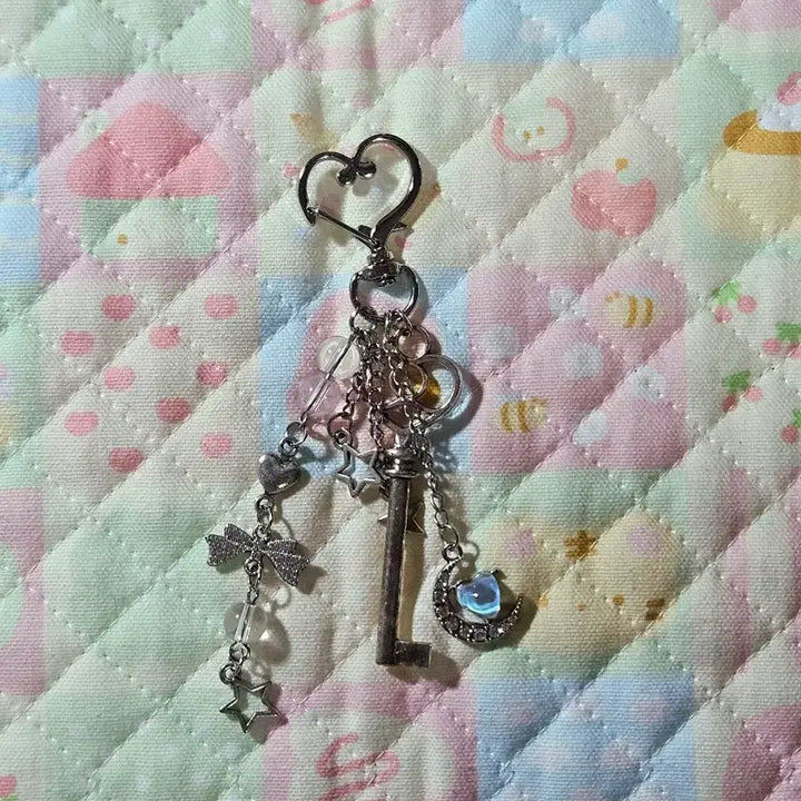 [BUNJANG] Heart Pearl Keyring Set / 진주 하트 키링 / 핸드폰 스트랩