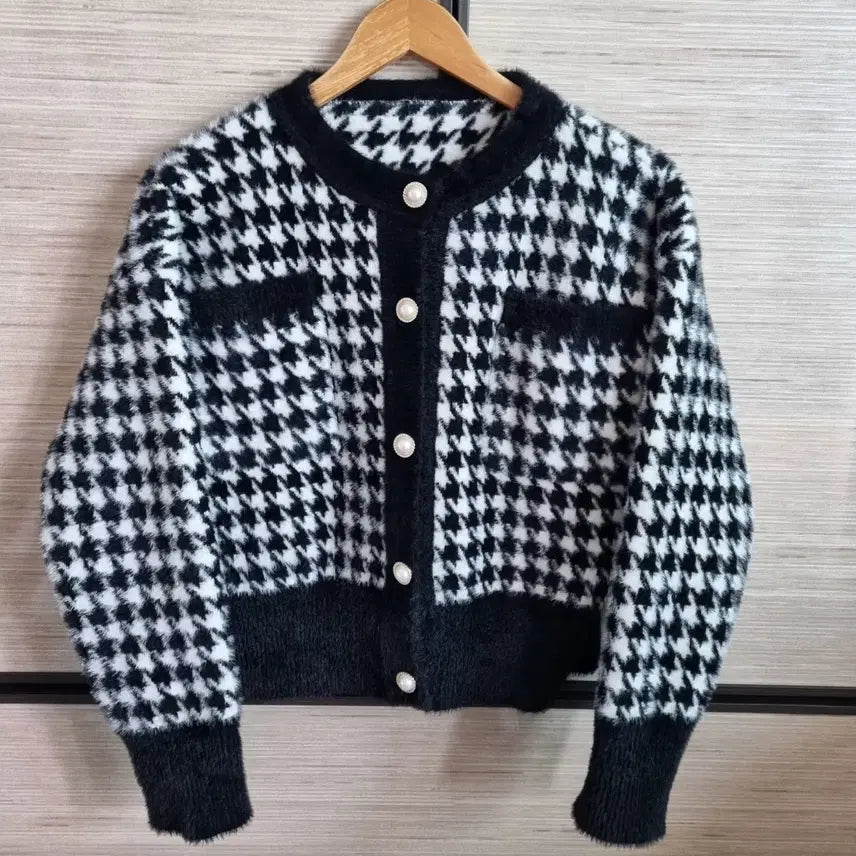 [SOLD OUT] 하운드투스 체크 진주가디건