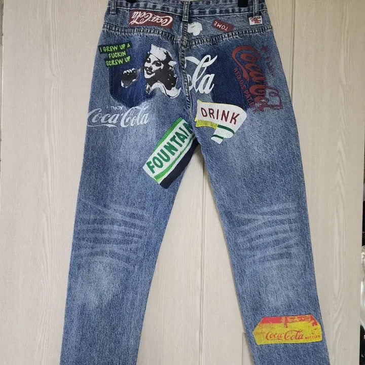 [BUNJANG] Coca-Cola Hipster Damage Jeans / 코카콜라 힙스터 데미지 청바지